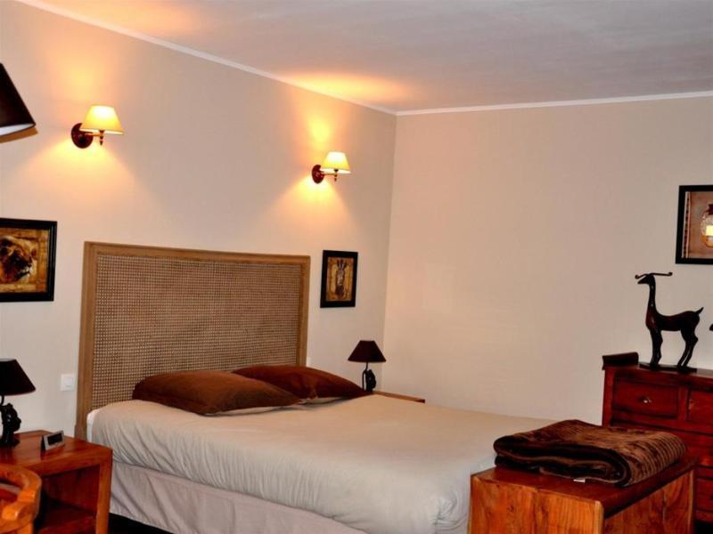 Logis Hotel-Restaurant - Le Moulin D'Artres Екстер'єр фото
